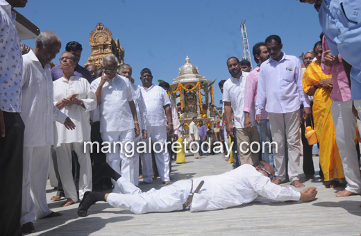 Poojary urulu seva for cauvery